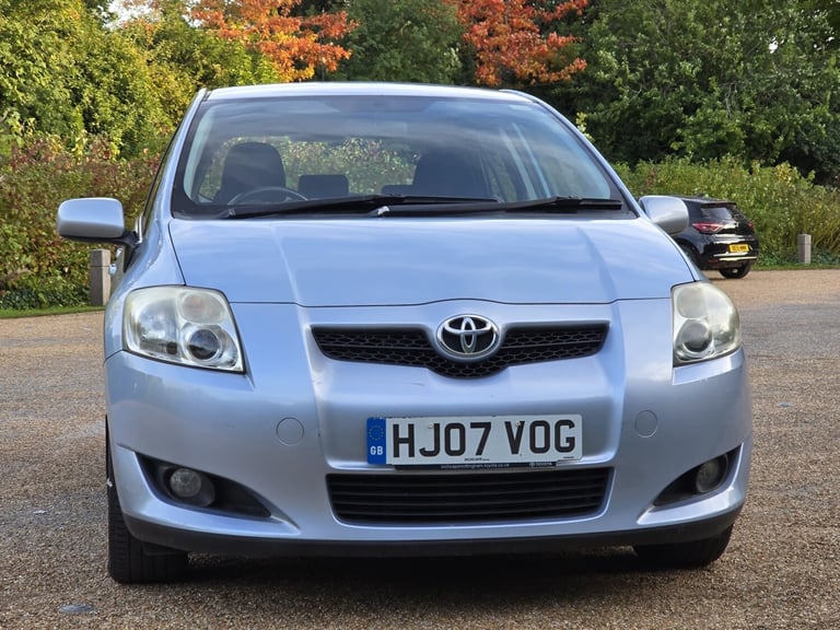 2007 Toyota Auris 1.6 Automatic VVTi TR MM 5dr . 87000 Miles . CHEAP on Fuel. GOOD Car. HATCHBACK...