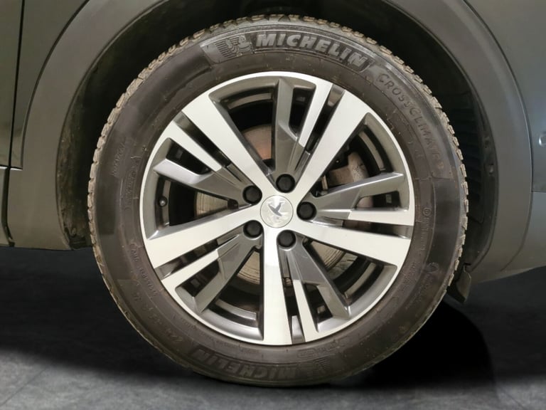 2022 Peugeot 3008 1.6 Hybrid 225 Allure 5dr e-EAT8 HATCHBACK PETROL/ELECTRIC Automatic