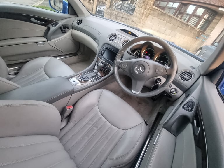 2010 Mercedes-Benz SL SL 350 2dr Tip Auto CONVERTIBLE Petrol Automatic