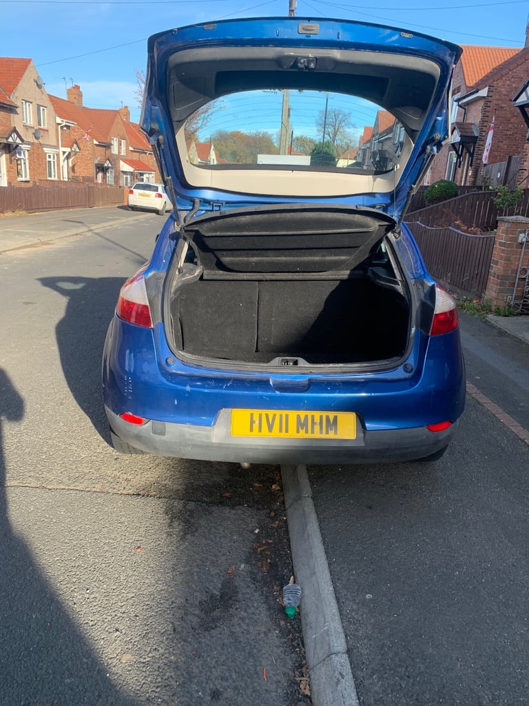 Renault, MEGANE, Hatchback, 2011, Manual, 1598 (cc),5 doors - Image 5