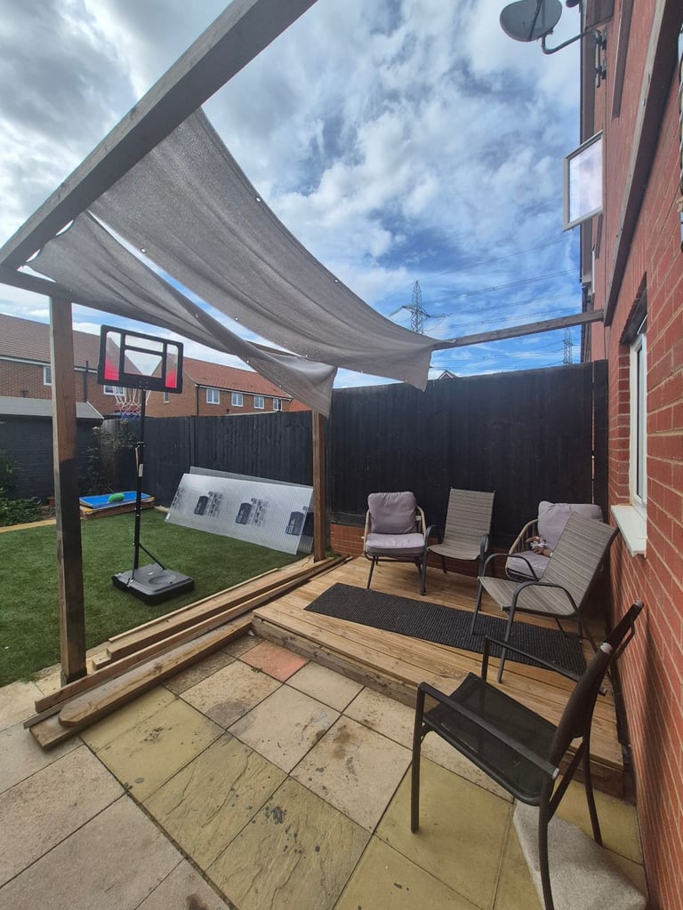 To complete 3 way swap -  3 bed wanted Alton or within 1 hour mile radius of Portslade (East Sussex)