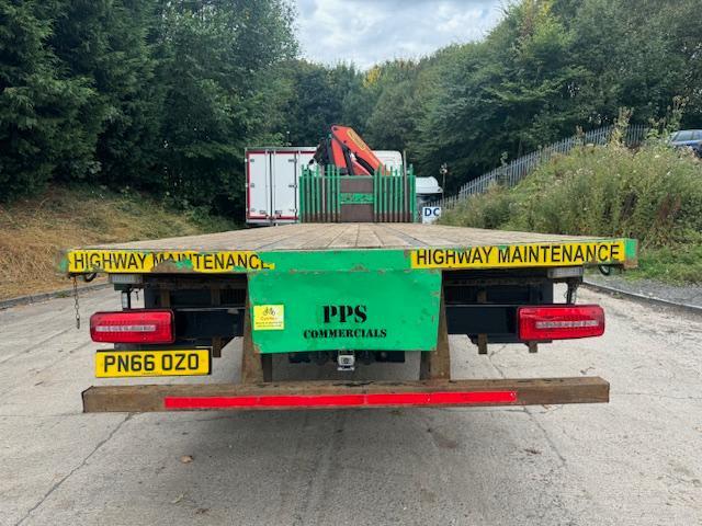 2016 66 DAF CF 290 E6 6x2 28ft3 flat Palfinger PK18002 remote crane