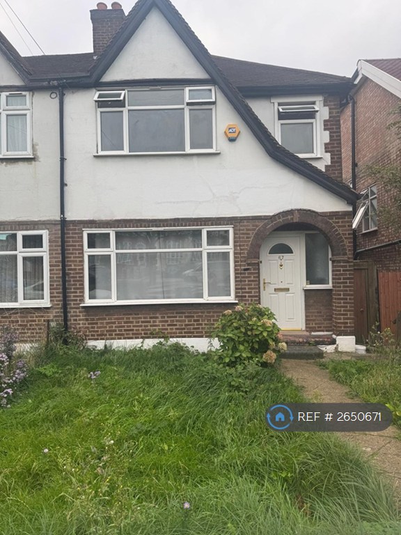 image for 3 bedroom house in The Fairway, Northolt, UB5 (3 bed) (#2650671)