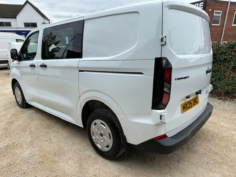 2025 Ford Transit Custom T320 2.0TDCi TREND DCIV 6 Seat SWB L1 110PS Combi Van Diesel Manual