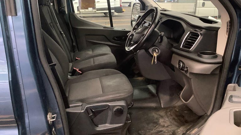 2021 Ford Transit 2.0 EcoBlue 185ps H3 Limited Double Cab Van PANEL VAN DIESEL Manual