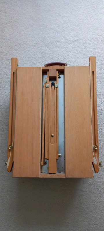 Winsor and Newton Portable Winrush Field Artist’s Easel 