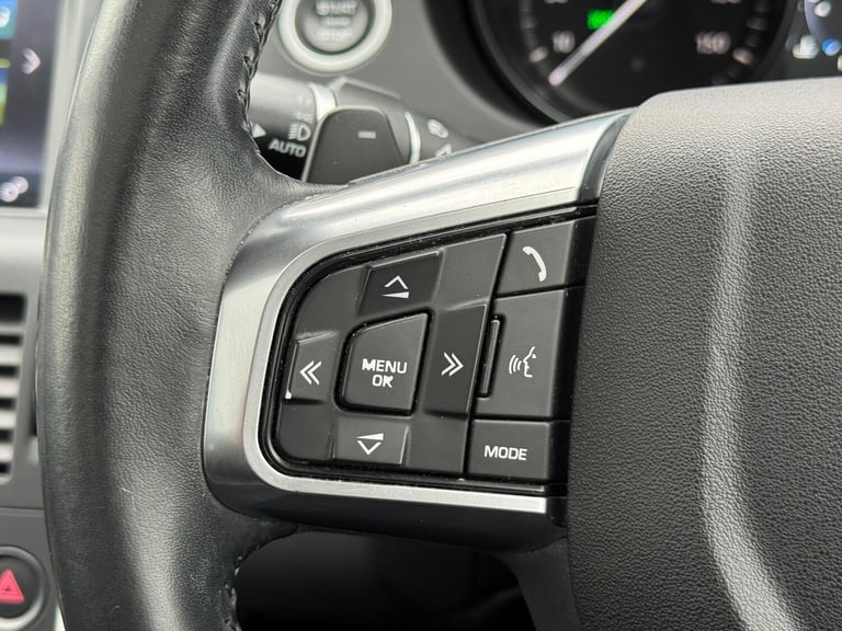 2018 Land Rover Discovery Sport 2.0 TD4 HSE Black Auto 4WD Euro 6 (s/s) 5dr ESTATE Diesel Automatic