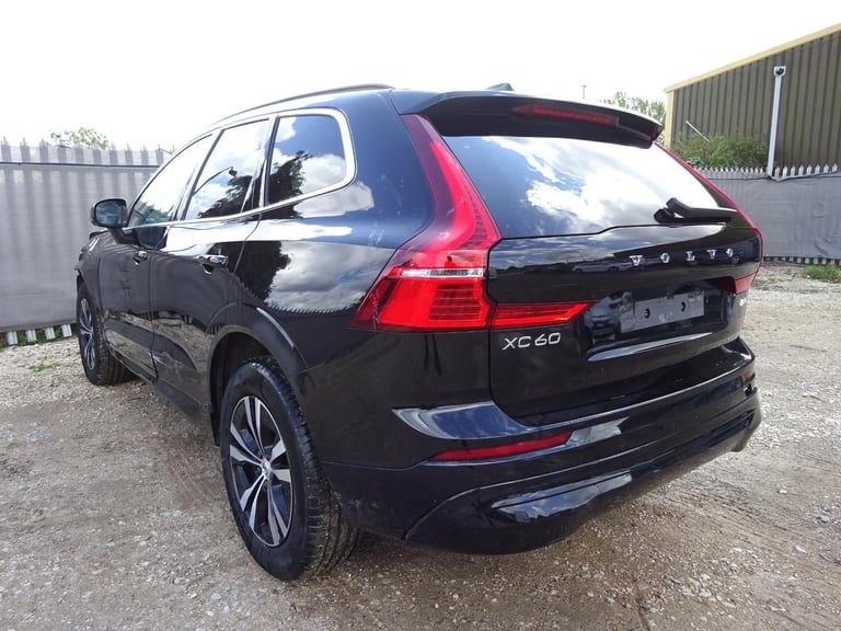 2024 74 REG VOLVO XC60 CORE B5 AWD AUTO DAMAGED REPAIRABLE SALVAGE
