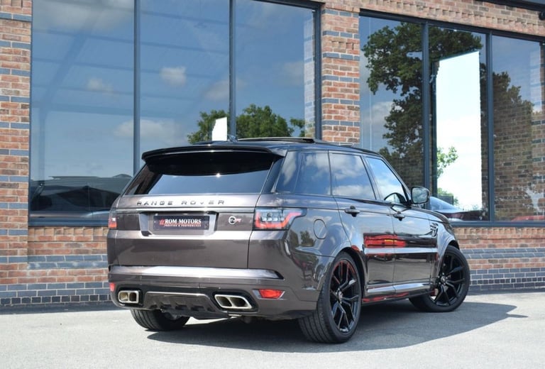 2021 62 LAND ROVER RANGE ROVER SPORT 5.0 P575 V8 SVR CARBON EDITION SUV 5DR PETR