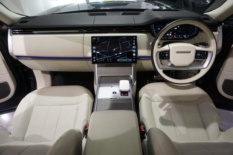 2023 Land Rover Range Rover 3.0 P550e 38.2kWh SV SUV 5dr Petrol Plug-in Hybrid Auto 4WD Euro 6 (s...