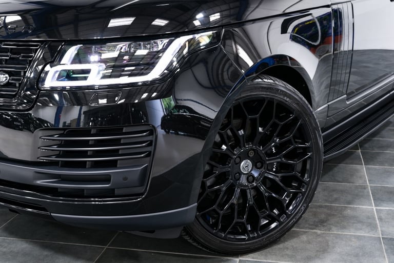 2021 Land Rover Range Rover 3.0 P400 MHEV Vogue SUV 5dr Petrol Auto 4WD Euro 6 (s/s) (400 ps) SUV...