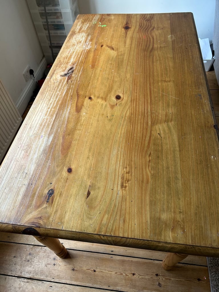 image for Solid pine table 4-6