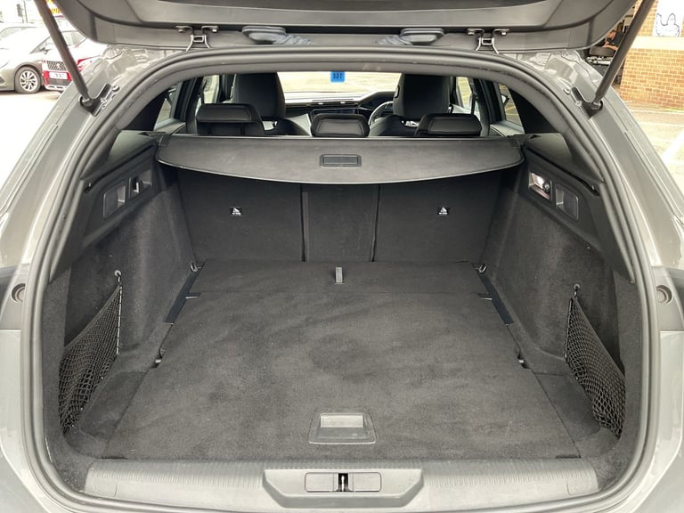  Peugeot 308 SW SW ESTATE PEUGEOT 308 SW ESTATE 1.2 PURE TECH GT Petrol