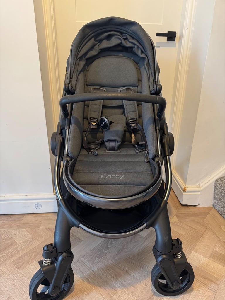 iCandy Peach 7 Full Travel System - Dark Grey