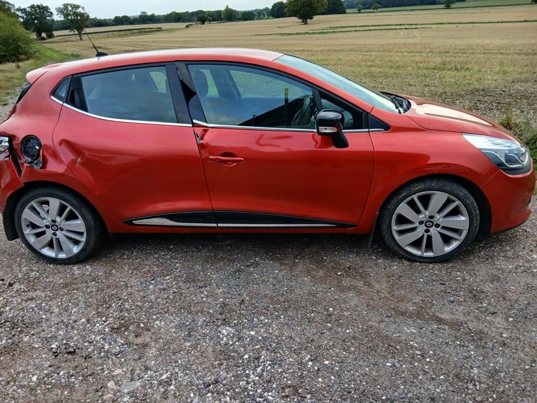 image for 2014 RENAULT  CLIO S DCI SPARES OR REPAIRS
