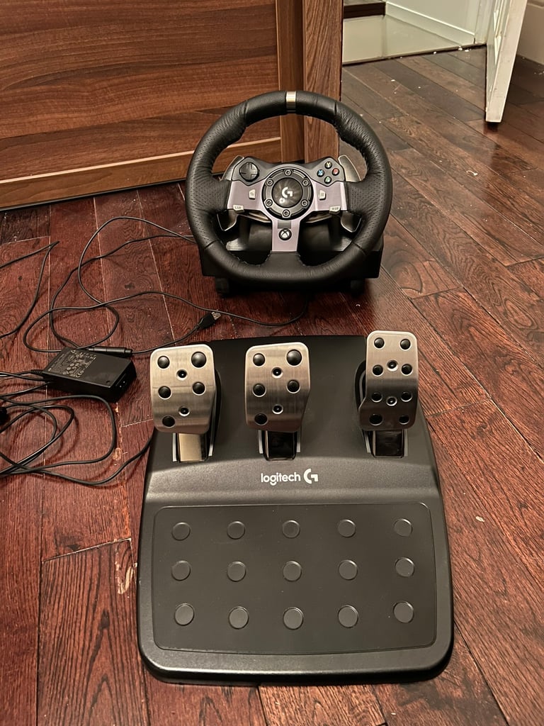 GT Omega G920 steering wheel and pedals Xbox