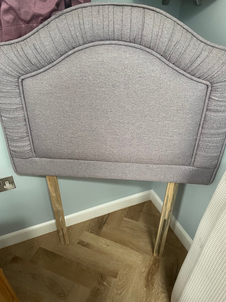 Padded headboard for single bed