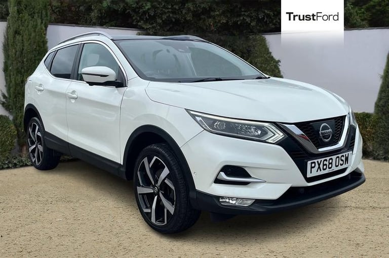2018 Nissan Qashqai 1.5 dCi Tekna [Glass Roof Pack] 5dr Manual Hatchback Diesel Manual