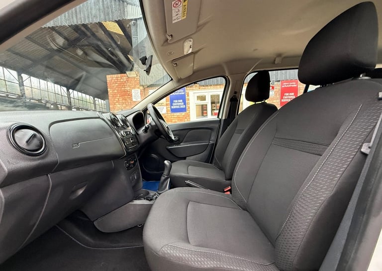 2019 Dacia Logan 0.9 TCe Essential Euro 6 (s/s) 5dr Petrol