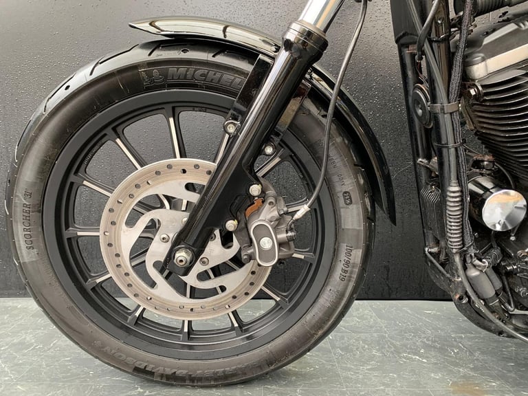 HARLEY-DAVIDSON XL 883 N IRON 14 HPI CLEAR