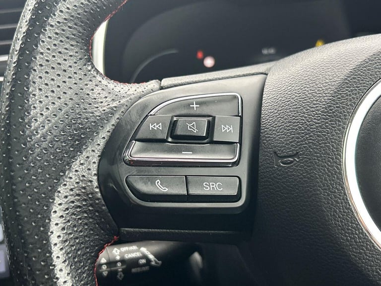 2022 MG MG ZS 72.6kWh Trophy Long Range SUV 5dr Electric Auto (156 ps) SUV ELECTRIC Automatic