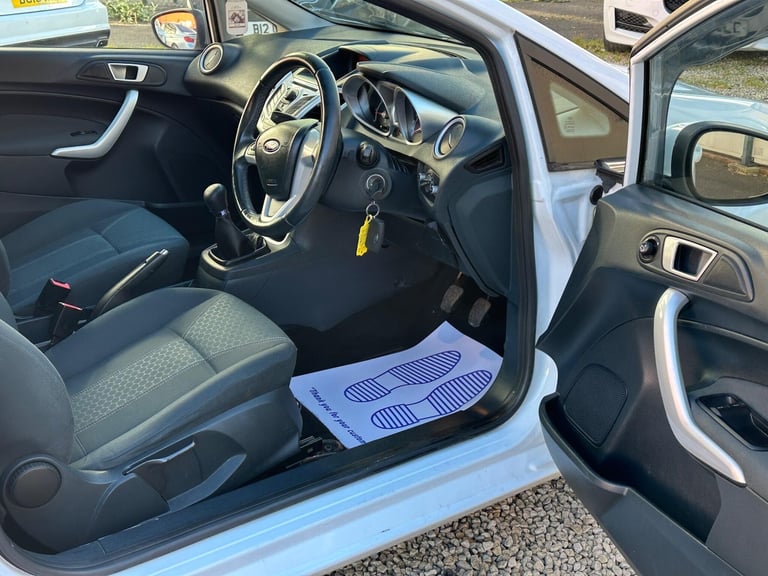 2012 Ford Fiesta 1.4 Zetec 3dr HATCHBACK Petrol Manual