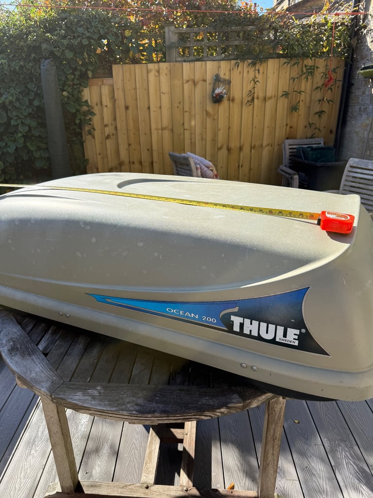 Car roof box, rails and fittings THULE