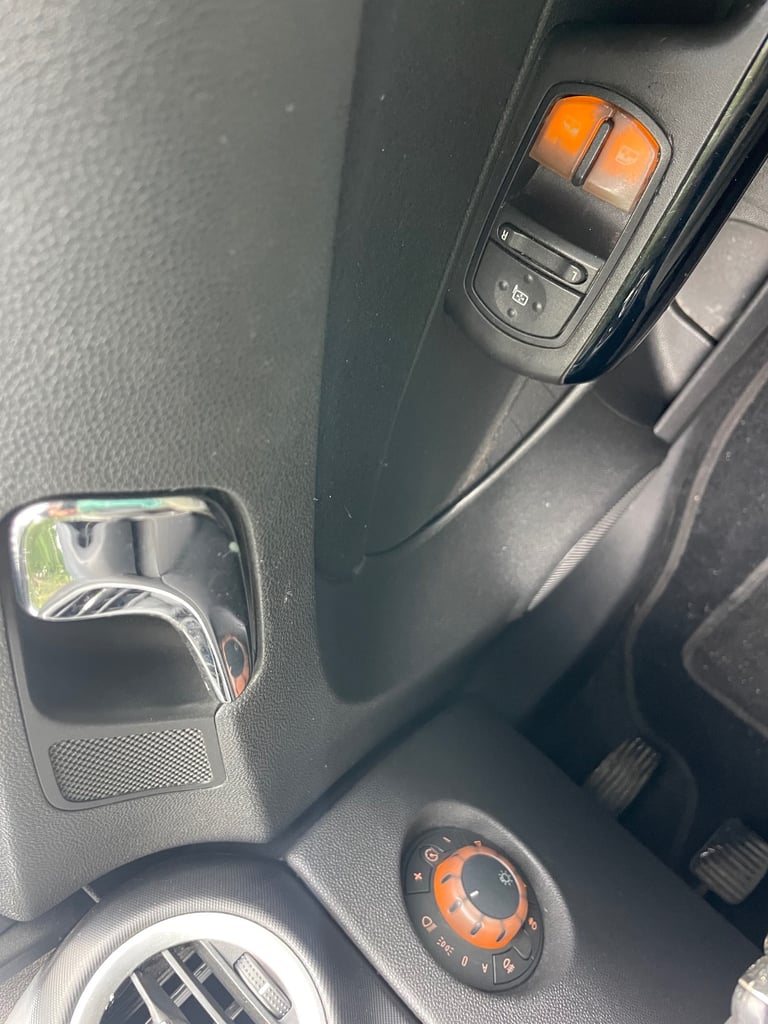 VAUXHALL CORSA DESIGN ,1.4 LTR,5DOOR,6MONTH MOT,ULEZ FREE ,DRIVE GREAT 