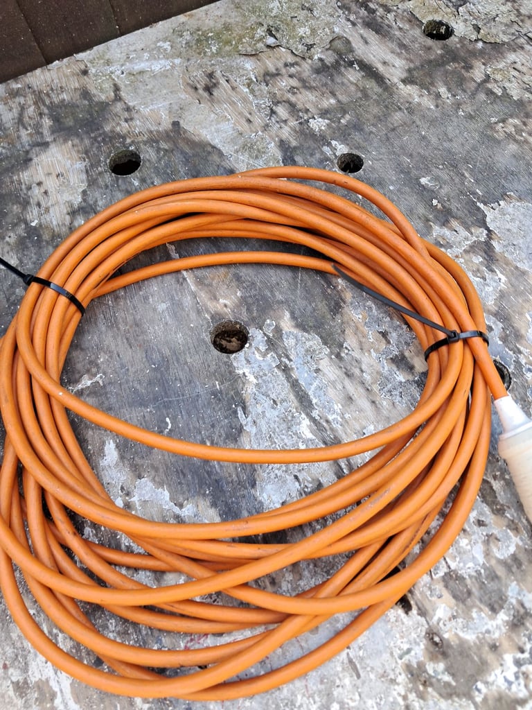 13.5 metre caravan hook up lead 
