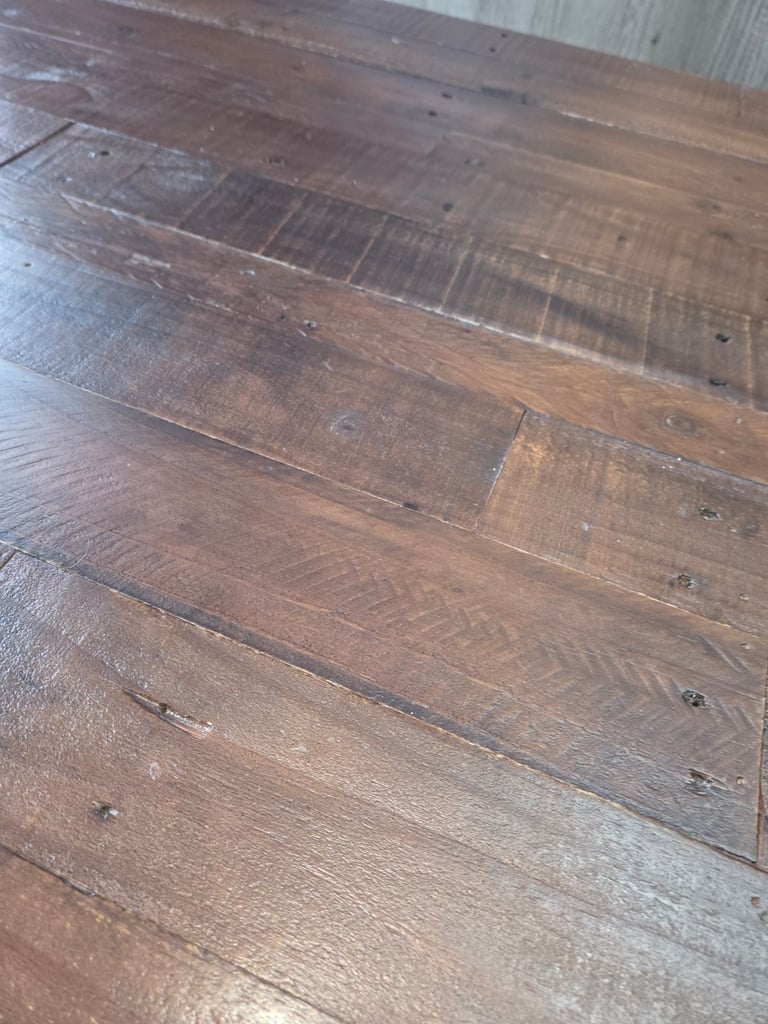 reclaimed wood dining table 