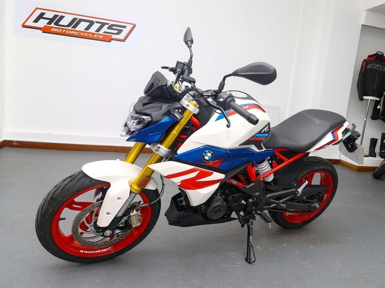 2023 '23 BMW G310R. ONLY 1,182 MILES. Heated Grips. A2 Legal. Great Value £3,695
