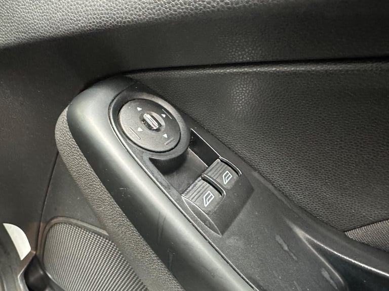 2013 Ford Fiesta 1.6 EcoBoost ST-2 3dr HATCHBACK PETROL Manual