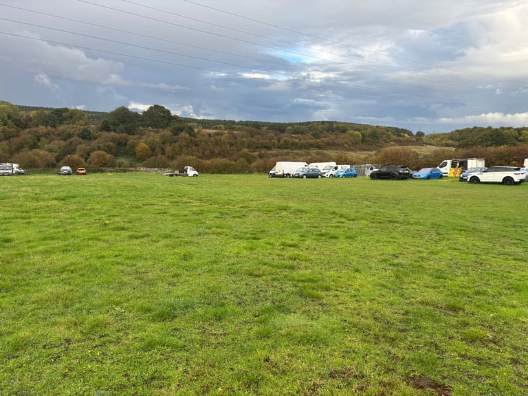 Office to Rent ( also yard space available different size lots 