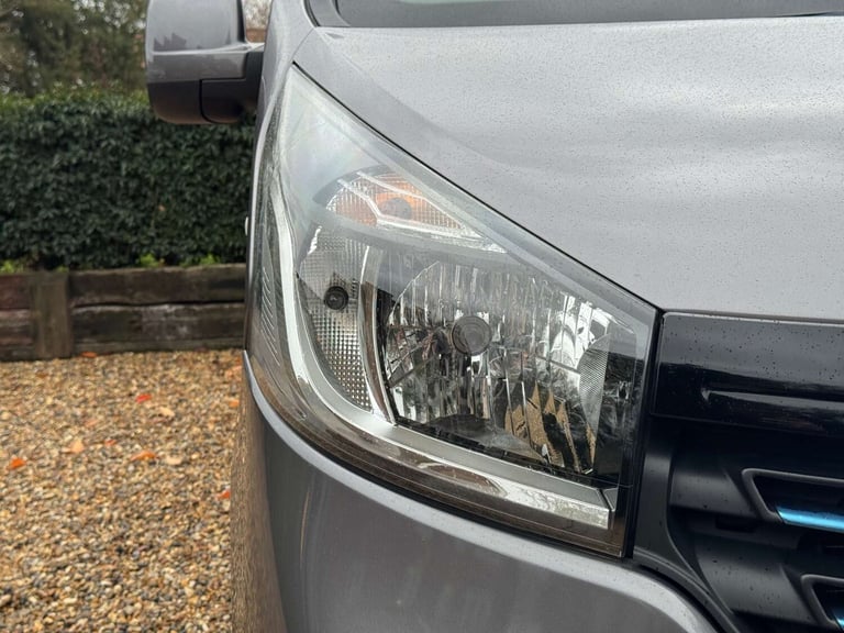 2019 Renault Trafic 1.6 Trafic SL27 Sport Nav dCi Panel Van Diesel Manual