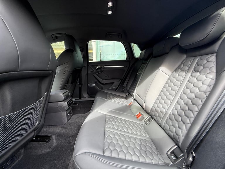  Audi RS3 2.5 TFSI Carbon Black Sportback 5dr Petrol S Tronic quattro Euro 6 (s/s) (4 Petrol Auto...