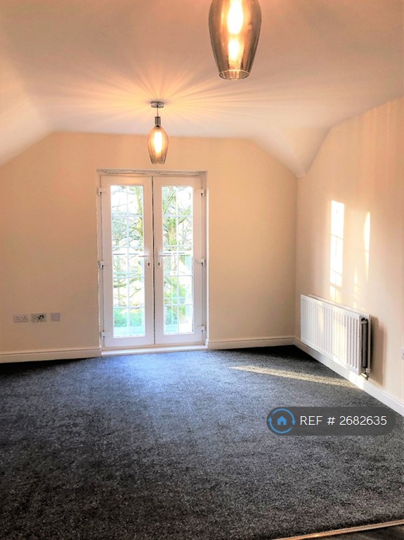 2 bedroom flat in Baytree Court, Prestwich, Manchester, M25 (2 bed) (#2682635)