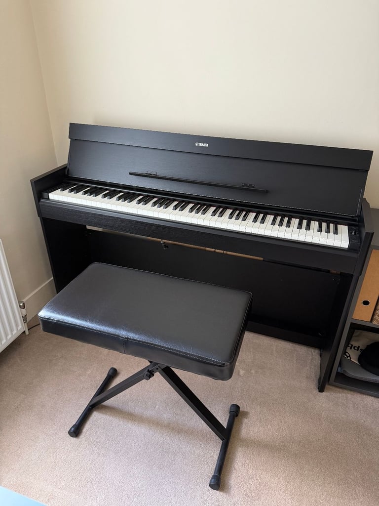 🎹 Yamaha YDP-S54 Digital Piano and Stand – Hardly Used
