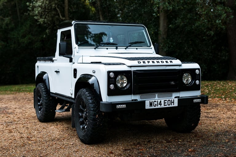 2014 Land Rover Defender 90 Pick Up