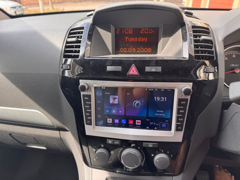 2014 Vauxhall Zafira – 7 Seater | ULEZ Compliant | Excellent Condition | £3,400 (Negotiable)