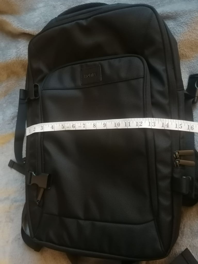HOMIEE brand new never use. Cabin Bags 22x16x8inch for Ryanair Underseat Carry-ons Backpack