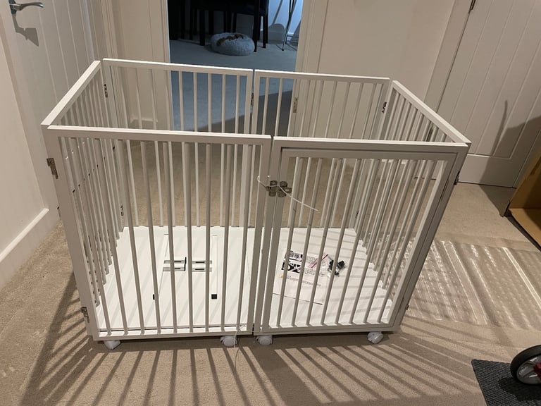 Playpen for small and medium sized pets