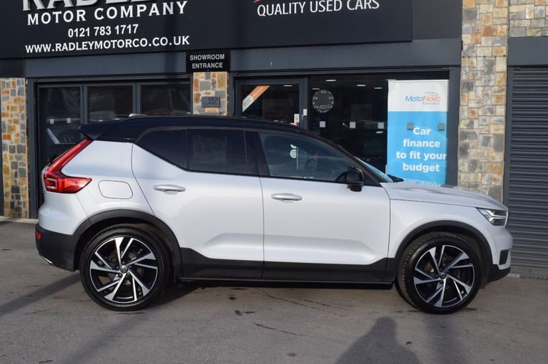 2019 Volvo XC40 2.0 D3 R DESIGN Pro 5dr Geartronic ESTATE DIESEL Automatic