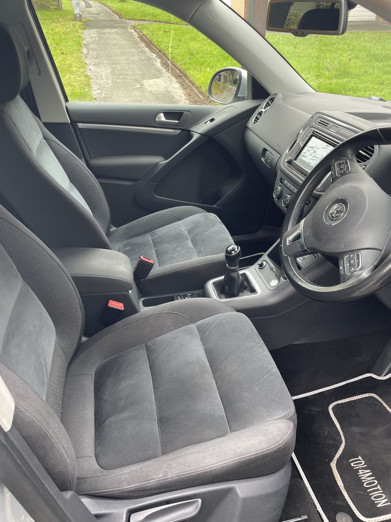Volkswagen, TIGUAN, Estate, 2016, Manual, 1968 (cc), 5 doors
