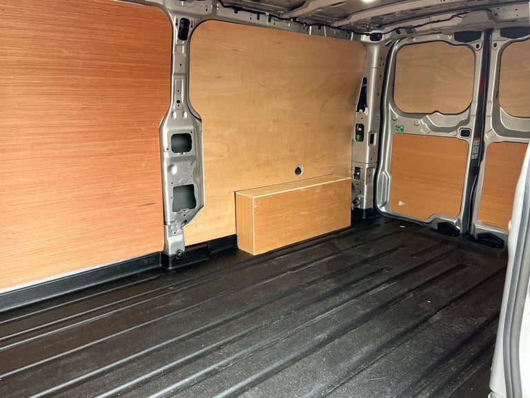  Ford Transit Custom 2.0 280 Ecoblue Limited Panel Van 5dr Diesel Auto L2 H1