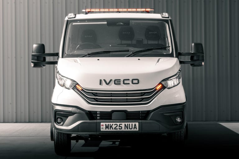 2025 IVECO DAILY 7.2T TILT AND SLIDE RECOVERY TRUCK CAR TRANSPORTER 180BHP