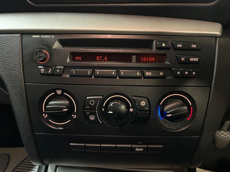 2011 BMW 1 Series 118d Sport 3dr HATCHBACK DIESEL Manual