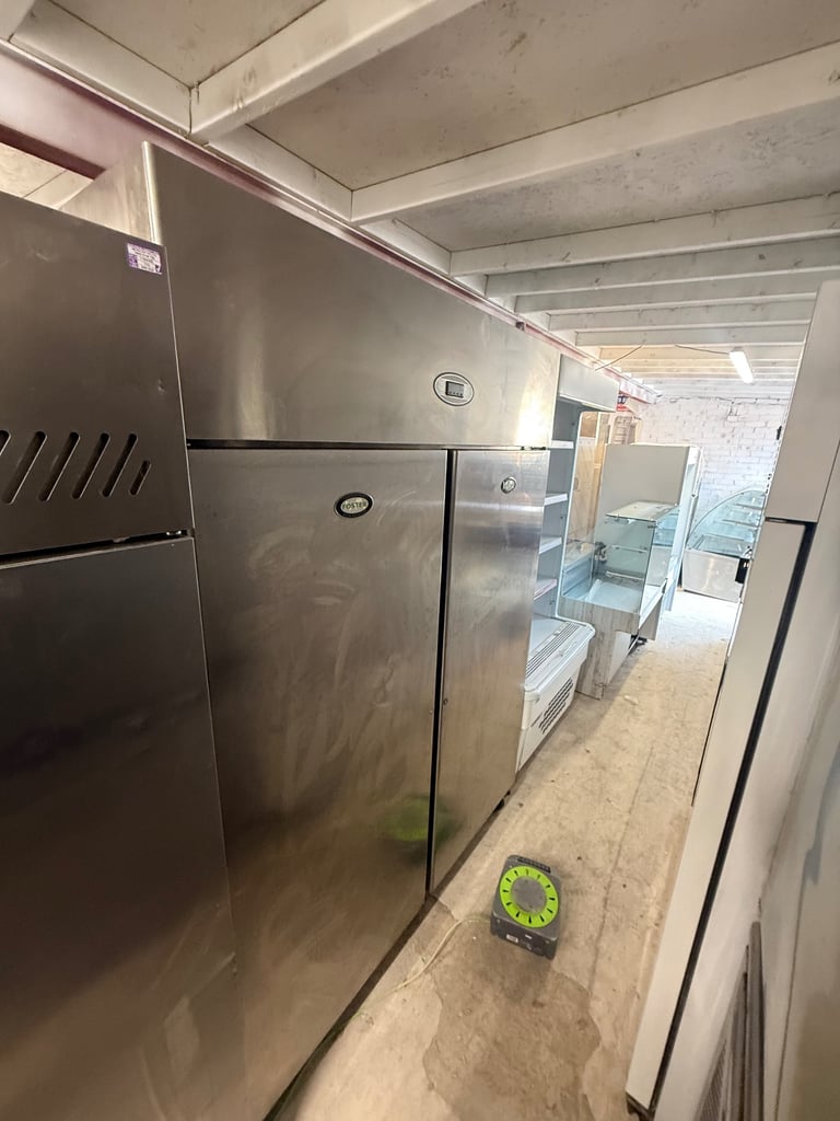 Commercial fridge freezer cafe shop restaurant takeaway chiller freezer fridge Williams foster 