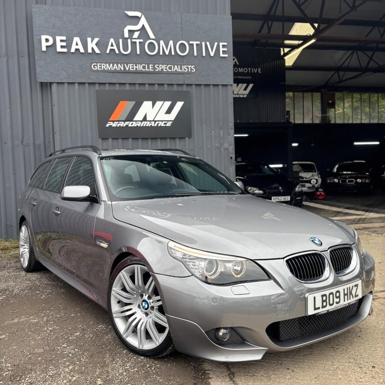 BMW 5 SERIES 3.0 530d M Sport Touring *Spiders, Pan roof*