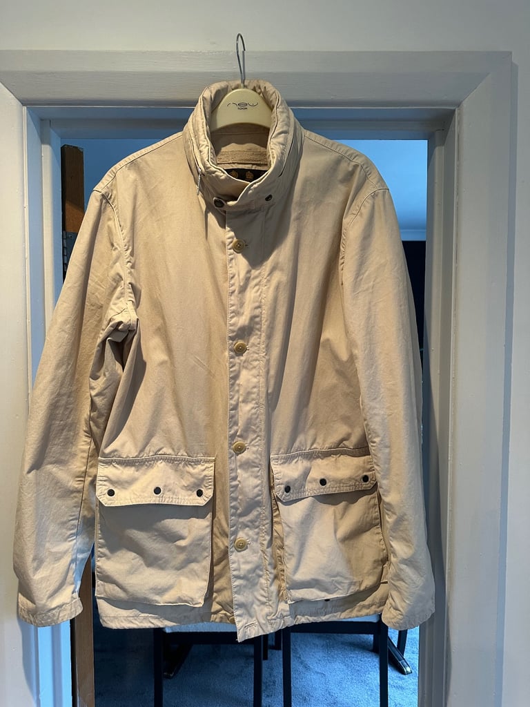 Barbour Jacket - Men’s Medium in Cream / Beige Cotton 