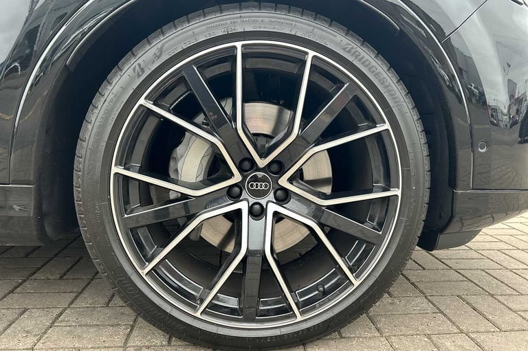 2025 Audi Q7 55 TFSI Quattro Black Edition 5dr Tiptronic SUV Petrol Automatic